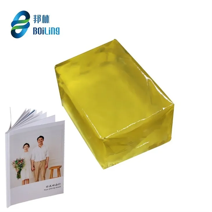 Kleja gorąca do montażu albumów fotograficznych