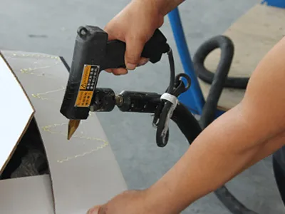 Niezawodny klej do roztopienia gorącego do uszczelnienia kartonu|Zaufane prod...